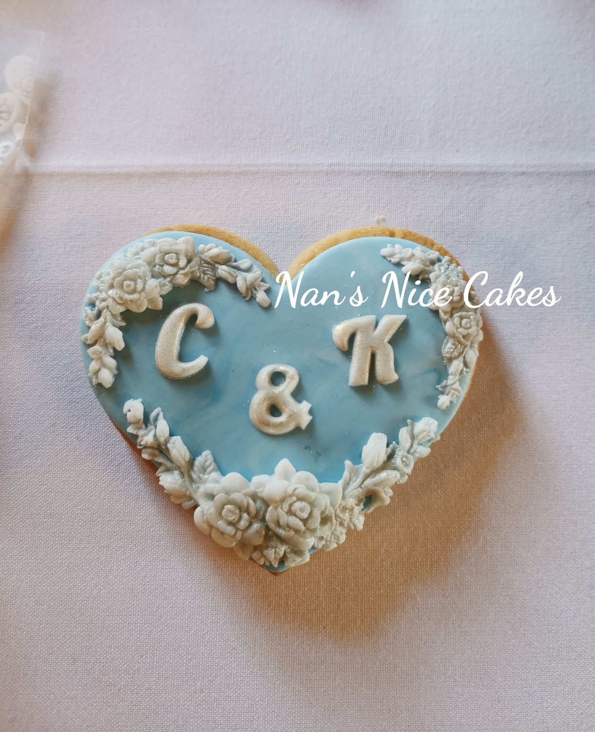 blue wedding favour cookie